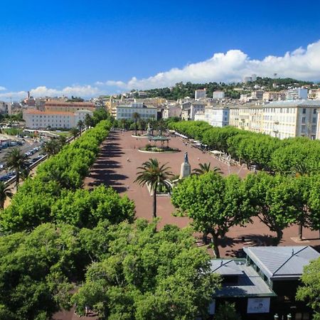 Appartement Climatise,Idealement Situe 100M Du Vieux Port. Bastia  Esterno foto