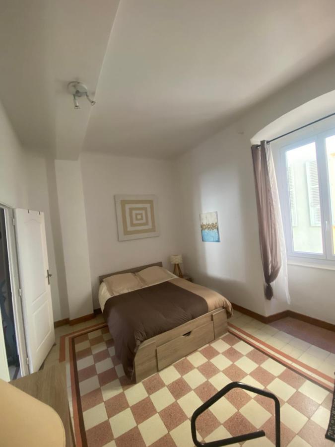 Appartement Climatise,Idealement Situe 100M Du Vieux Port. Bastia  Esterno foto